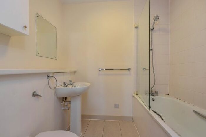 1 Bedroom Flat To Rent In Woolwich Road, London, SE10