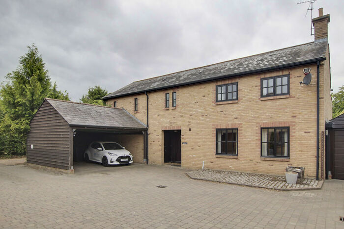 3 Bedroom Detached House To Rent In Grange Croft, Easton, PE28