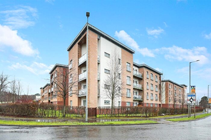 2 Bedroom Flat For Sale In Stewarton Road, Newton Mearns, Glasgow, East Renfrewshire, G77