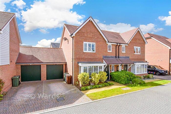 3 Bedroom Semi-Detached House For Sale In Percival Way, Otham, Maidstone, Kent, ME15