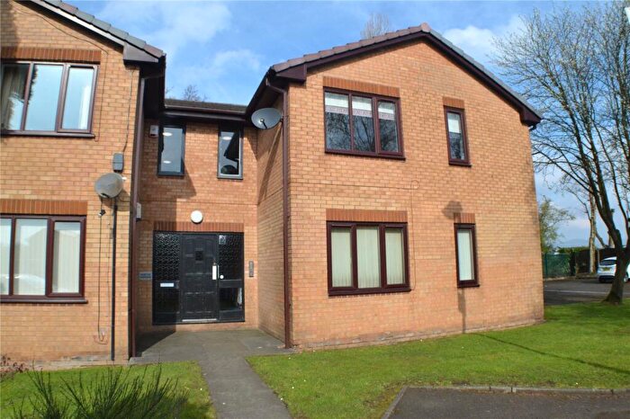 1 Bedroom Apartment To Rent In Honiton Gardens, Honiton Close, Heywood, Lancashire, OL10