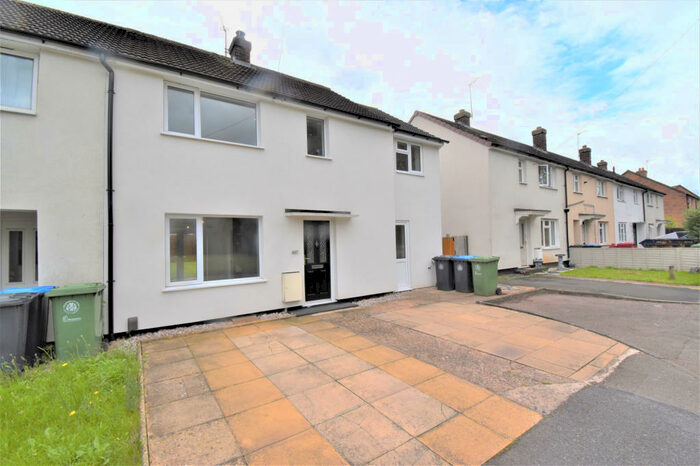 3 Bedroom Terraced House To Rent In Elliott Drive, Warwick, Warwickshire, CV35