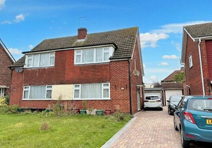 3 Bedroom Semi-Detached House To Rent In Denman Drive, Ashford, TW15