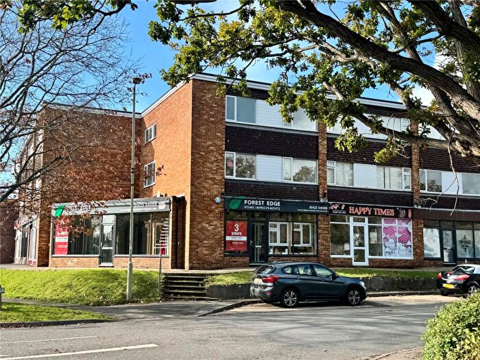 4 Bedroom Apartment For Sale In Pearman Court, South Street, Pennington, Lymington, SO41