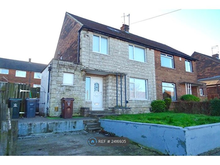 3 Bedroom Semi-Detached House To Rent In Knowles Lane, Bradford, BD4