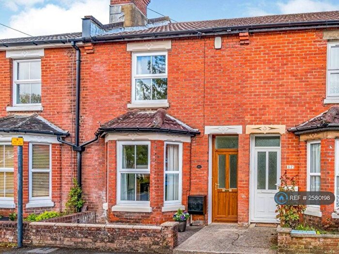 3 Bedroom Terraced House To Rent In Roselands Gardens, Southampton, SO17