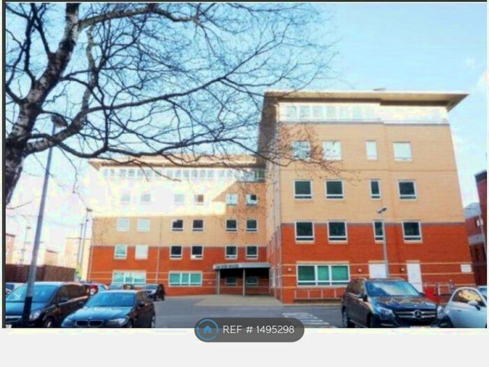 1 Bedroom Flat To Rent In Archer House, Stockport, SK1