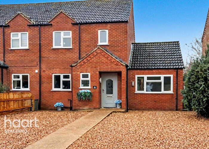 3 Bedroom Semi Detached House For Sale In Jubilee Close, Sutton St James, PE12