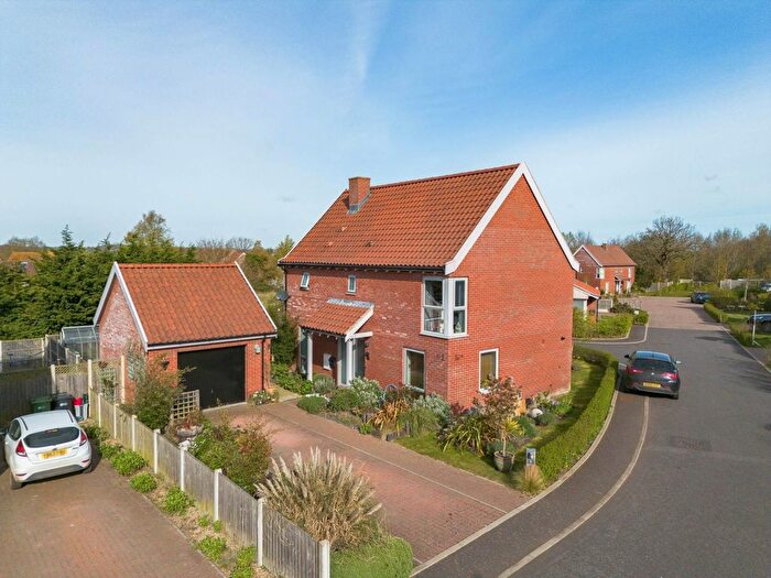 3 Bedroom Detached House For Sale In Ives Way, Erpingham, NR11