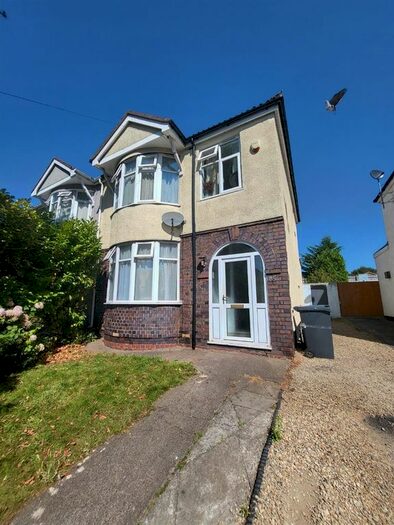 3 Bedroom Semi-Detached House To Rent In Ingleside Road, Kingswood, Bristol, BS15