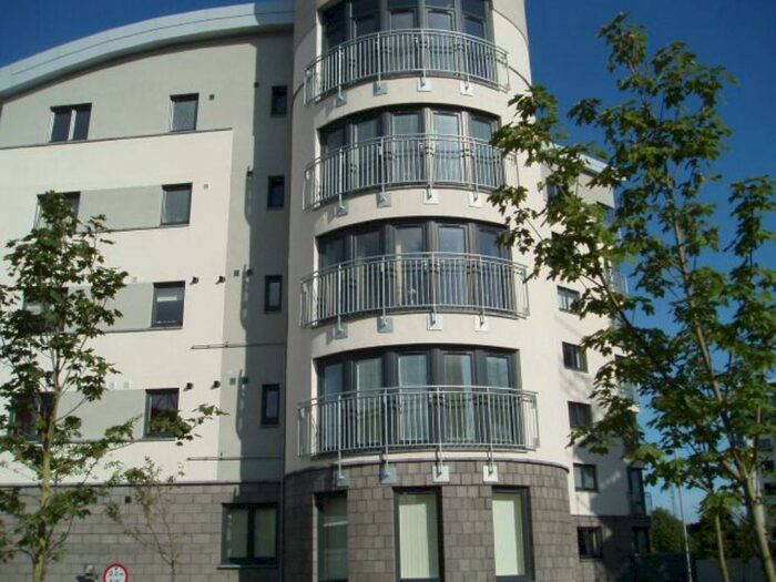 2 Bedroom Apartment To Rent In Lochend Park View, Meadowbank, Edinburgh, EH7