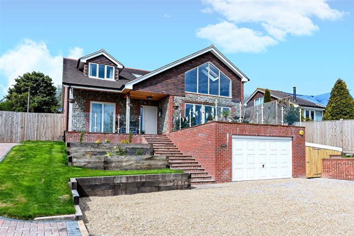 5 Bedroom Detached House For Sale In School Lane, Brighton, BN45