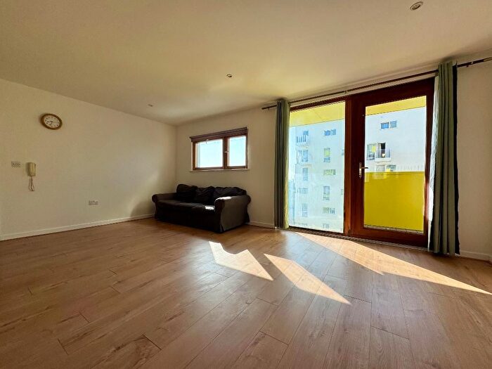 2 Bedroom Flat For Sale In Arboretum Place, Barking, IG11