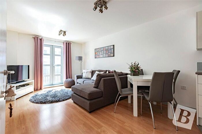 1 Bedroom Apartment For Sale In Hazeleigh House, Market Place, Romford, RM1