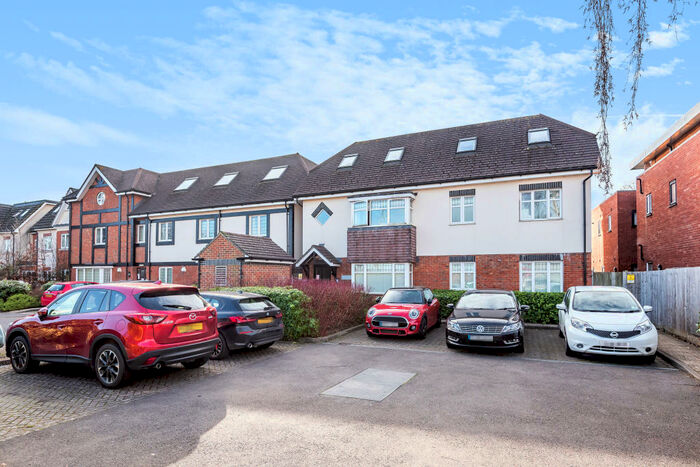 2 Bedroom Apartment To Rent In London Road, Headington, OX3