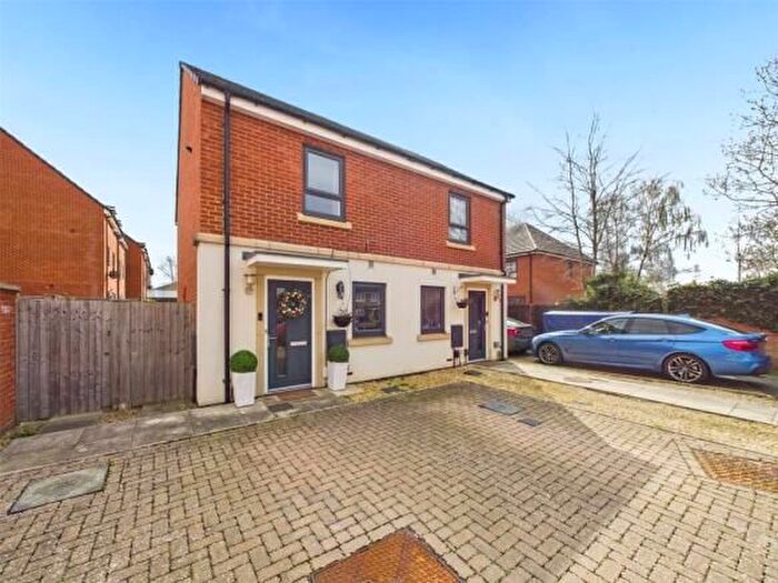 2 Bedroom Semi Detached Bungalow To Rent In Pilgrove Close, Cheltenham, GL51