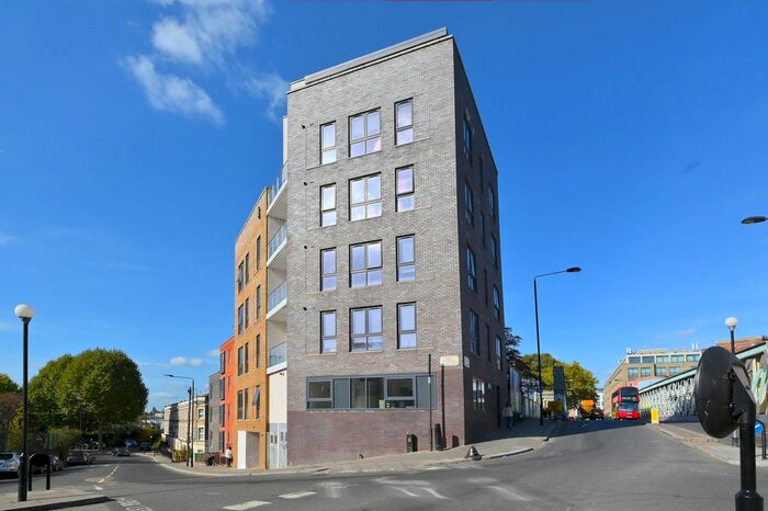 2 Bedroom Flat To Rent In Ladbroke Grove, Notting Hill, W10