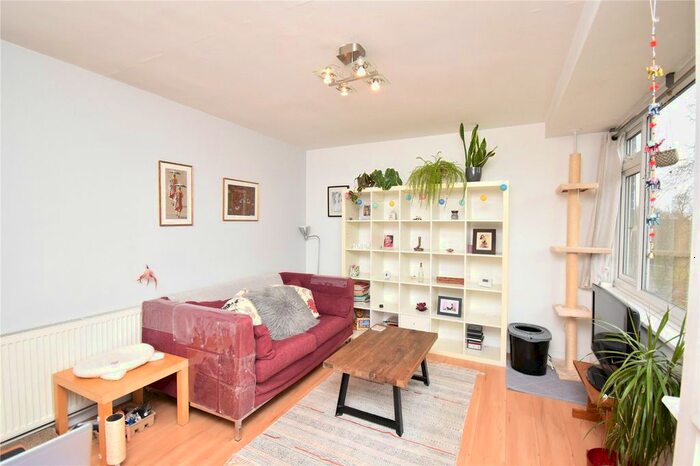 1 Bedroom Flat To Rent In Highbury New Park, Highbury, London, N5
