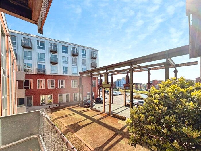 2 Bedroom Flat To Rent In Electric Wharf, Coventry, West Midlands, CV1