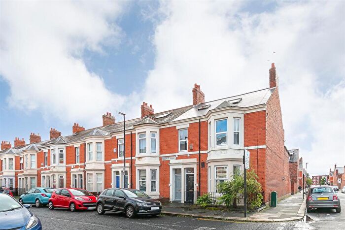 2 Bedroom Flat To Rent In Hazelwood Avenue, Jesmond, Newcastle Upon Tyne, NE2