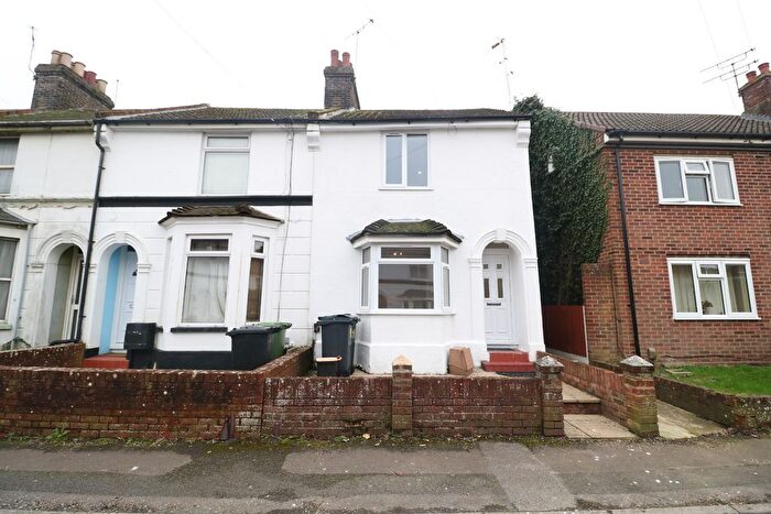 2 Bedroom End Terrace House For Sale In Pemberton Road, Ashford, TN24