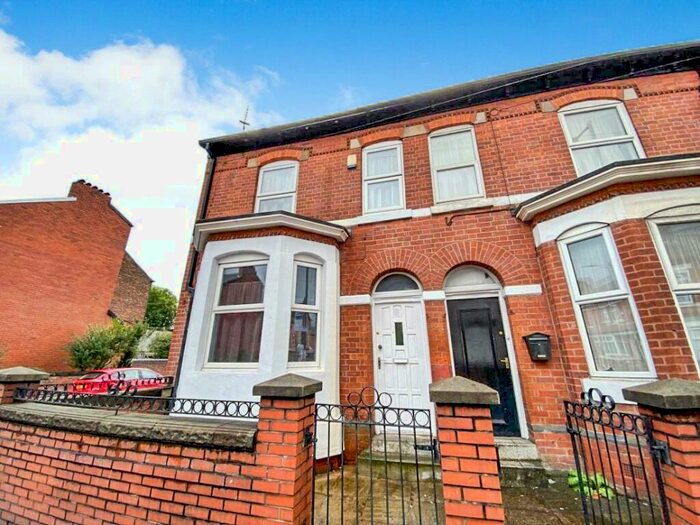 3 Bedroom Terraced House To Rent In Cromwell Grove, Levenshulme, M19