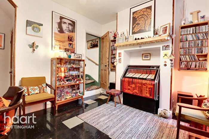 2 Bedroom Terraced House For Sale In Beaconsfield Street, Nottingham, NG7