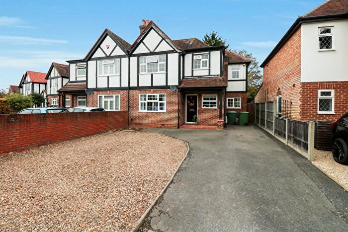 3 Bedroom Semi-Detached House For Sale In Lower Cippenham Lane, Cippenham, Berkshire, SL1