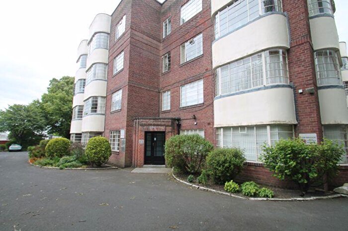 2 Bedroom Flat To Rent In Osborne Avenue, Newcastle Upon Tyne, NE2