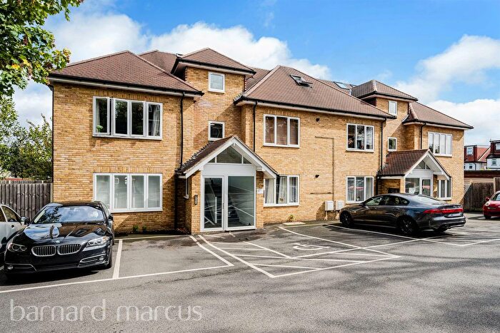 2 Bedroom Flat For Sale In Sutton Common Road, Sutton, SM1
