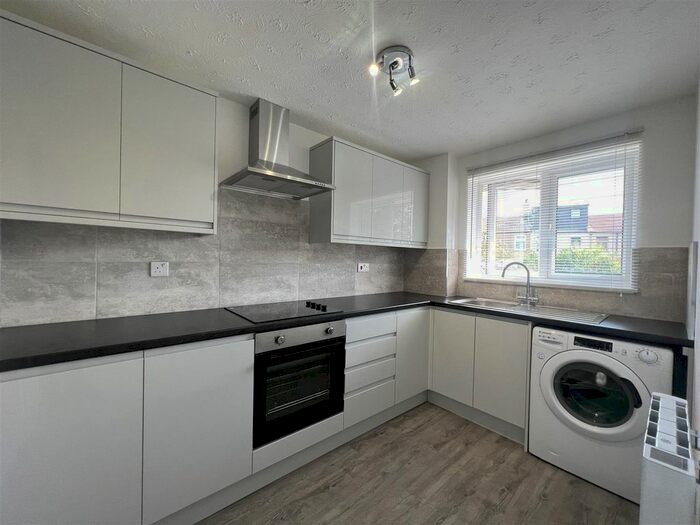 1 Bedroom Flat To Rent In Luther King Close, London, E17