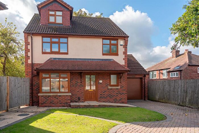 4 Bedroom Detached House For Sale In Sycamore Villa, Knightsway, Whitkirk, Leeds, LS15