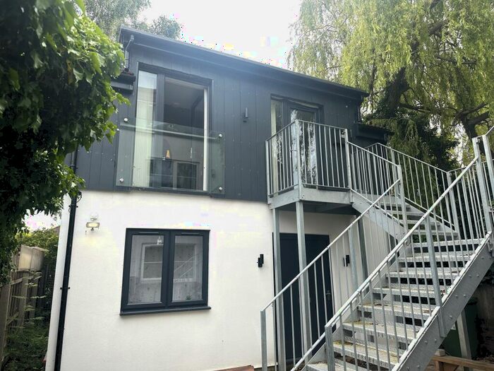 1 Bedroom Flat To Rent In Kings Hedges Road, Cambridge, Cambridgeshire, CB4