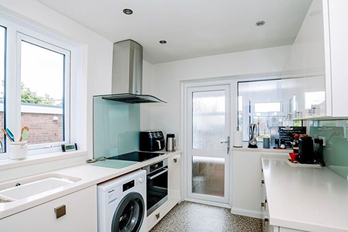 3 Bedroom Semi-Detached House For Sale In Winchester Crescent, Fulwood, S10
