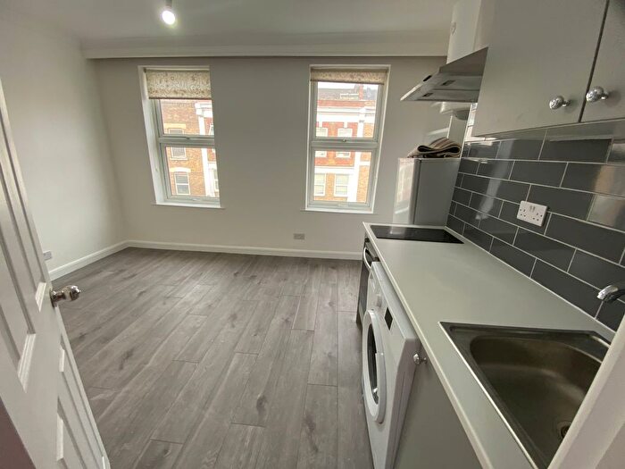 Studio To Rent In Stoke Newington Church Street, London, N16