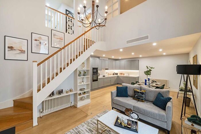 2 Bedroom Flat To Rent In Woods Mews, Mayfair, W1K