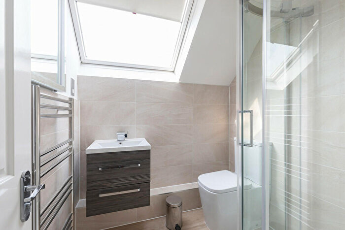 Apartment To Rent In Bowbridge Lane, Prestbury, Cheltenham, GL52