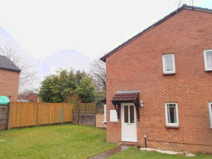 1 Bedroom End Of Terrace House To Rent In Delibes Road, Basingstoke, RG22