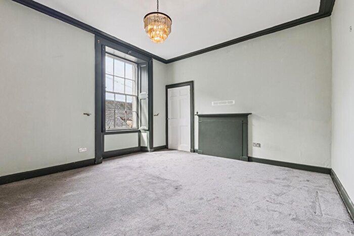 6 Bedroom Terraced House For Sale In Marshall Place, Perth, PH2