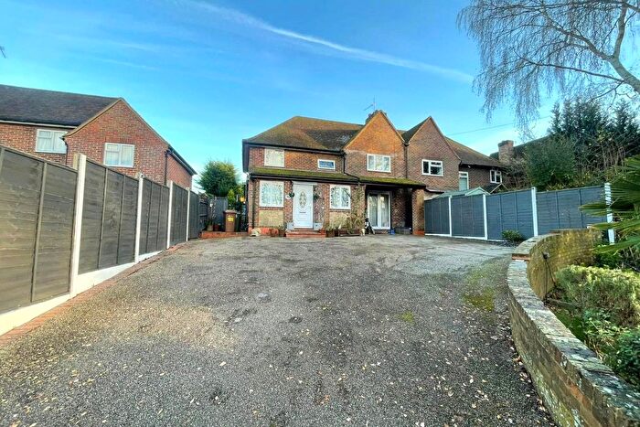 4 Bedroom Semi-Detached House For Sale In Frog Grove Lane, Wood Street Village, Guildford, Surrey, GU3