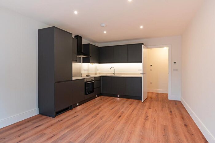 2 Bedroom Flat To Rent In D Glanville Road, Oxford, OX4