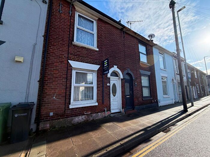 2 Bedroom Terraced House For Sale In Twyford Avenue, Portsmouth, PO2