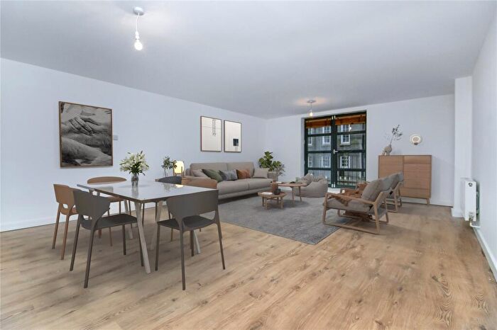 1 Bedroom Apartment To Rent In Bateman's Row, Shoreditch, London, EC2A