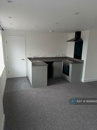 1 Bedroom Flat To Rent In St. James Street, Weston-Super-Mare, BS23