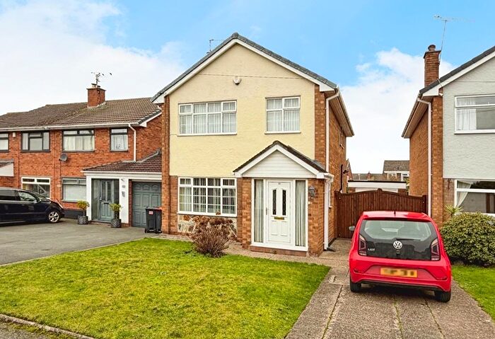 3 Bedroom Detached House For Sale In Thorne Drive, Little Sutton, CH66