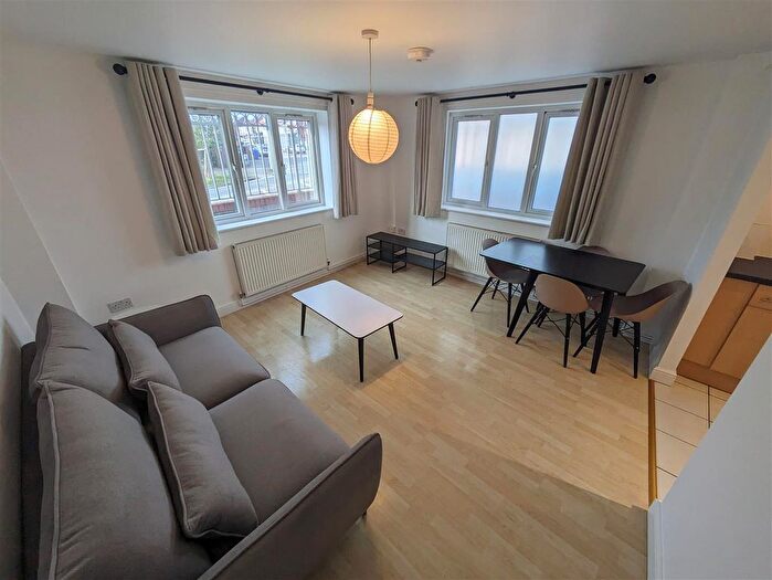 1 Bedroom Flat To Rent In Old Moat Lane, Withington, Manchester, M20