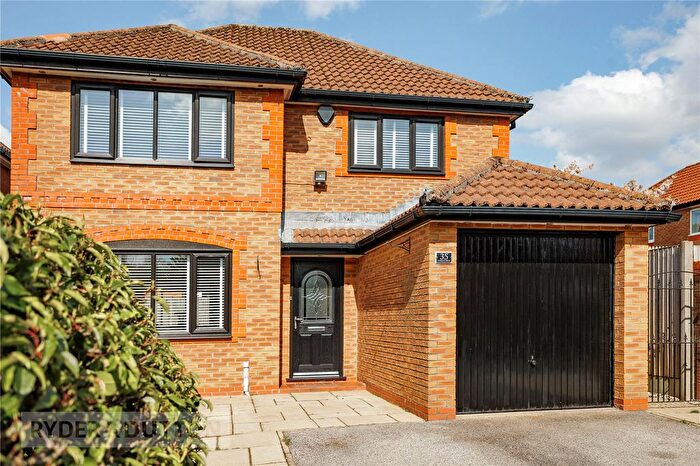 4 Bedroom Detached House For Sale In Challum Drive, Chadderton, Oldham, Greater Manchester, OL9