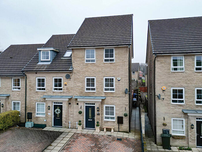 4 Bedroom Terraced House For Sale In Jute Close, Littleborough, OL15
