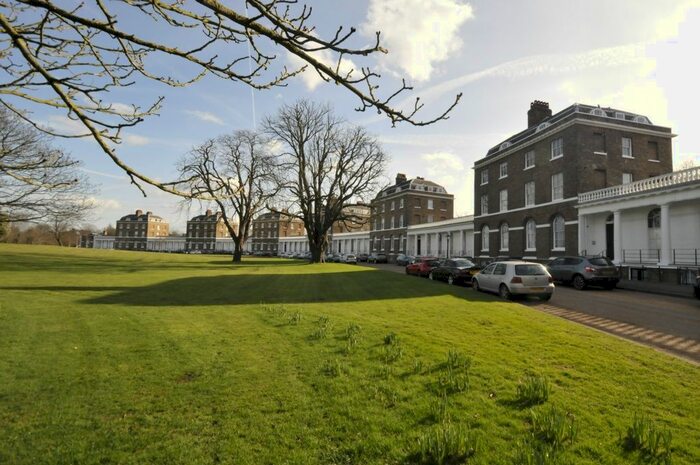 1 Bedroom Flat To Rent In The Paragon, Blackheath, SE3