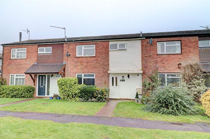 3 Bedroom Terraced House For Sale In Copners Drive, Holmer Green, High Wycombe, Buckinghamshire, HP15
